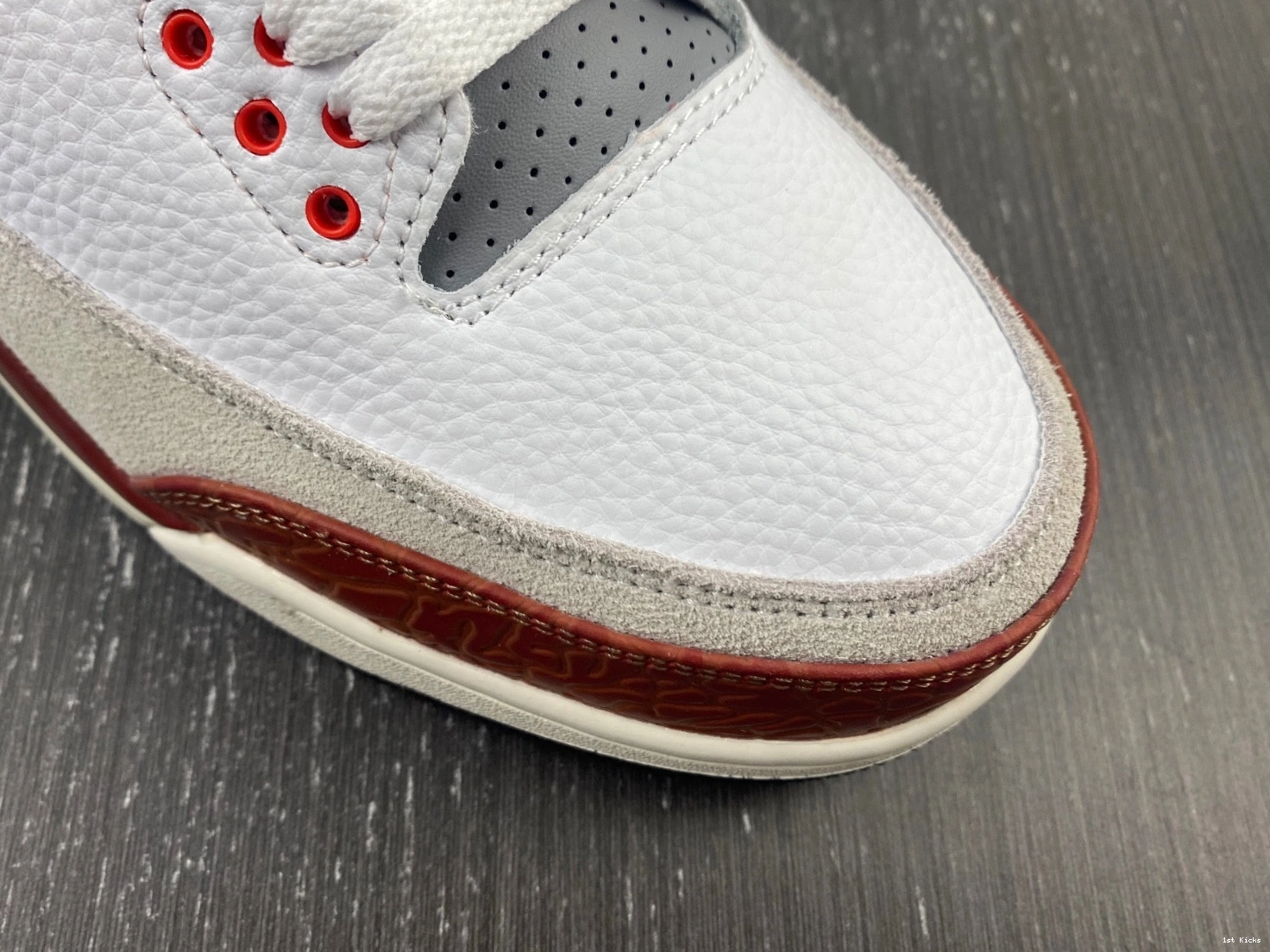 Jordan 3 